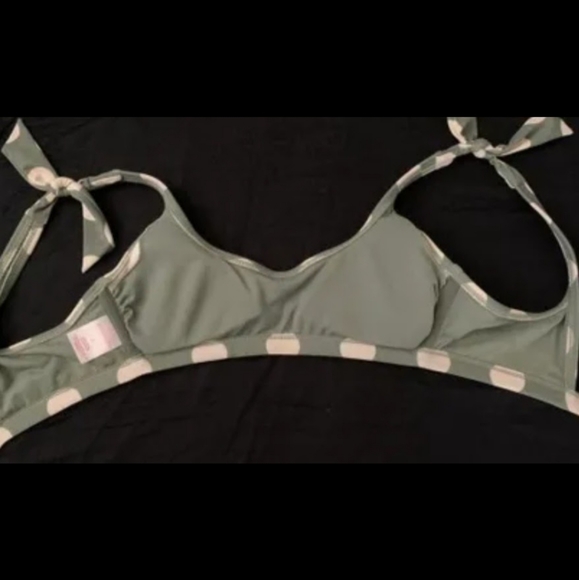 NWOT! Small D Bikini Top & XS/S bottoms - Picture 8 of 10